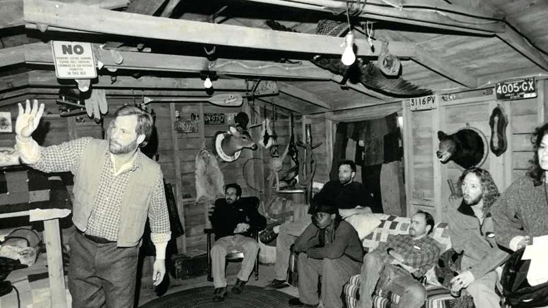 Jeff Daniels and crew inside a cabin while filming Escanaba in da Moonlight