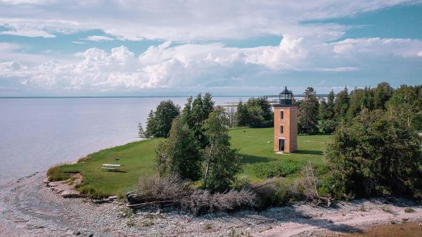 Peninsula Point Lighthouse