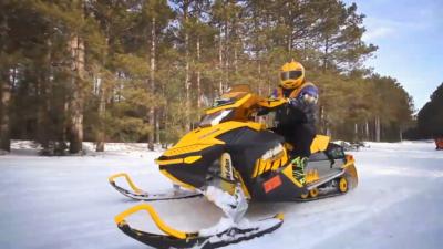 Snowmobiler