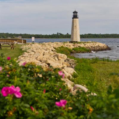 Spring lighthouse