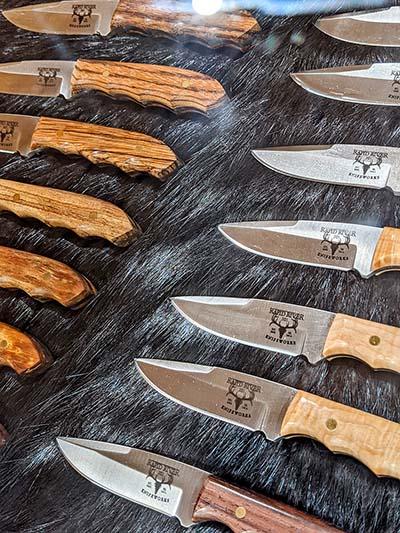 Custom hunting knives with walnut hilt